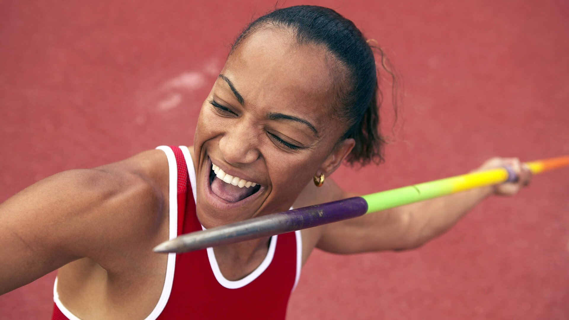 “山谷追逐:峡谷中的极速激战”,山谷峡谷河谷